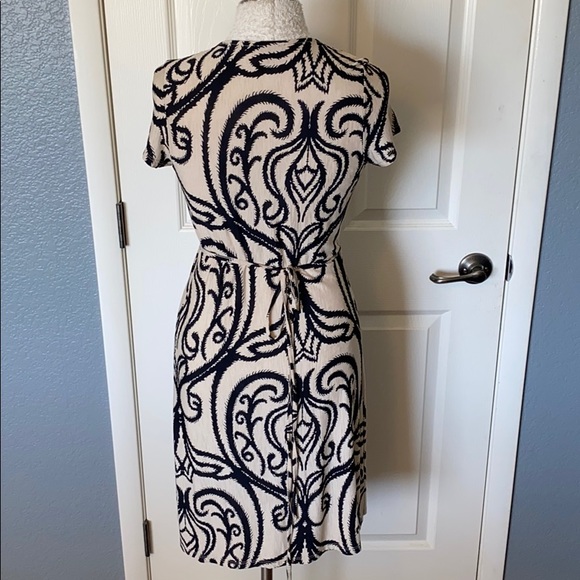 Patterned Wrap Dress - Picture 2 of 3